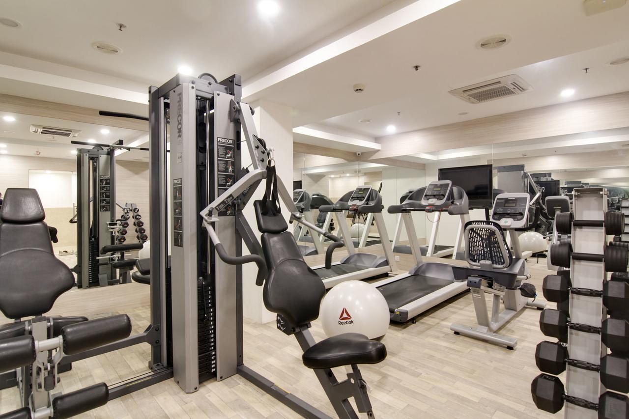 Lemon Tree Hotel, Banjara Hills, Hyderabad Esterno foto