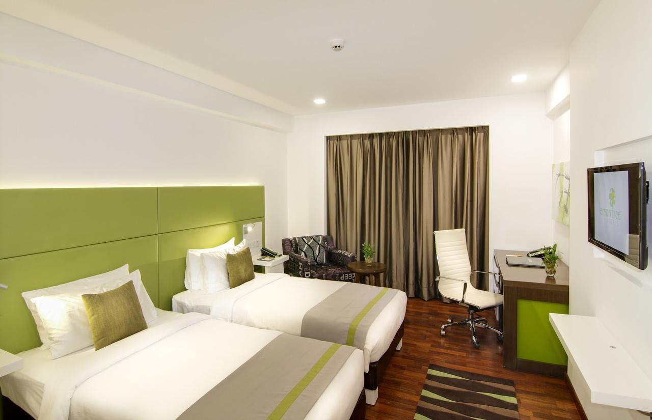 Lemon Tree Hotel, Banjara Hills, Hyderabad Esterno foto