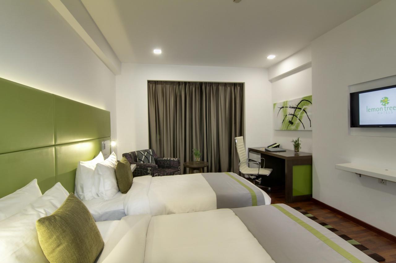 Lemon Tree Hotel, Banjara Hills, Hyderabad Esterno foto